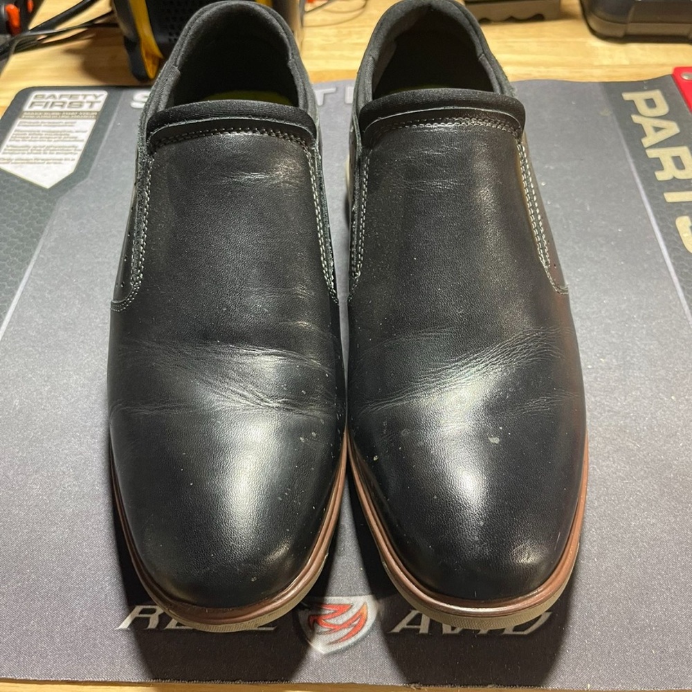 Florsheim Men’s Comfortech Slip On Black Leather Dress Shoes Size 9 US